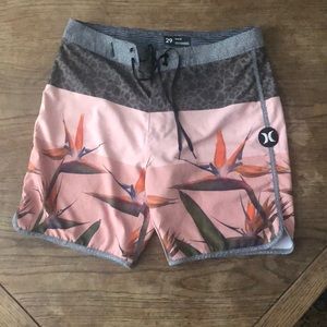 Hurley Boardshorts size 29